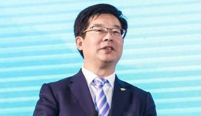 讓文化“長”在泥土里、“躍”在舞臺(tái)上、“流”在血脈里