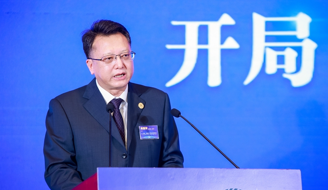 上海證券報(bào)社黨委書記、董事長陳國軍致辭
