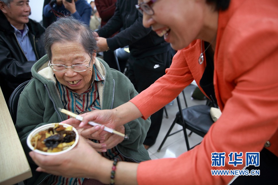 一碗長壽面，一片感恩情