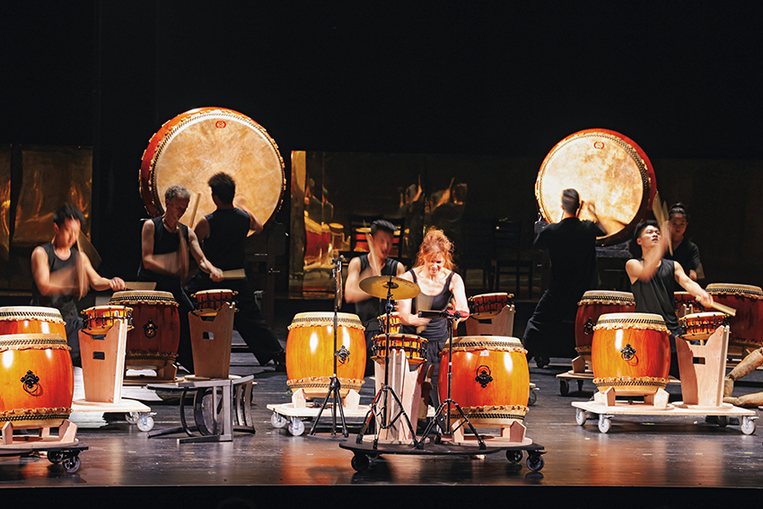 “我們都在忒拜城”——專訪《人類之城馬拉松劇》導(dǎo)演卡琳·拜爾——專訪《人類之城馬拉松劇》導(dǎo)演卡琳·拜爾