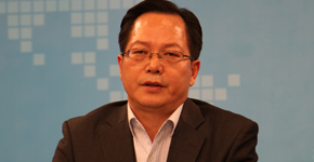 潛在的金融危機(jī)與治理路徑