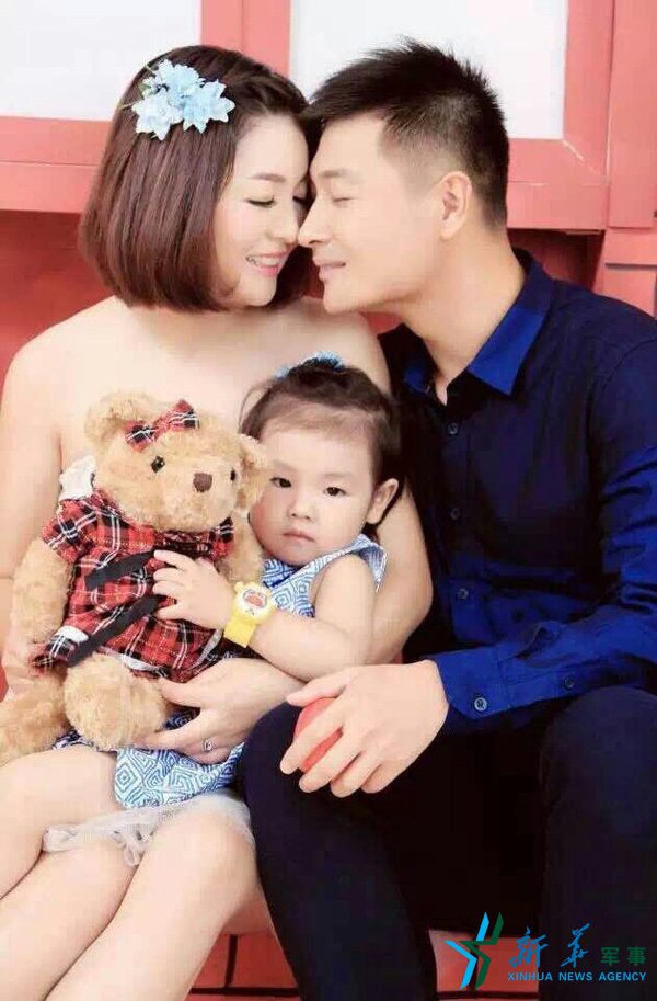 ↑資料圖片：張超一家三口合影。