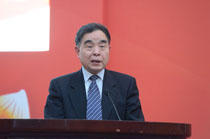 全國(guó)人大教科文衛(wèi)委員會(huì)主任委員、清華大學(xué)新聞出版學(xué)院院長(zhǎng)柳斌杰致辭
