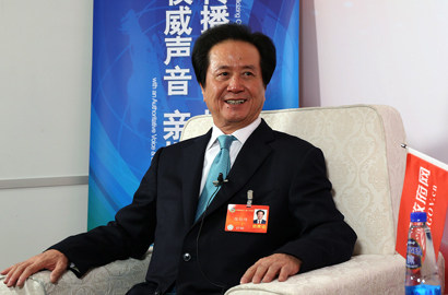 全國政協(xié)委員陳經(jīng)緯做客新華網(wǎng)、中國政府網(wǎng)兩會(huì)訪談
