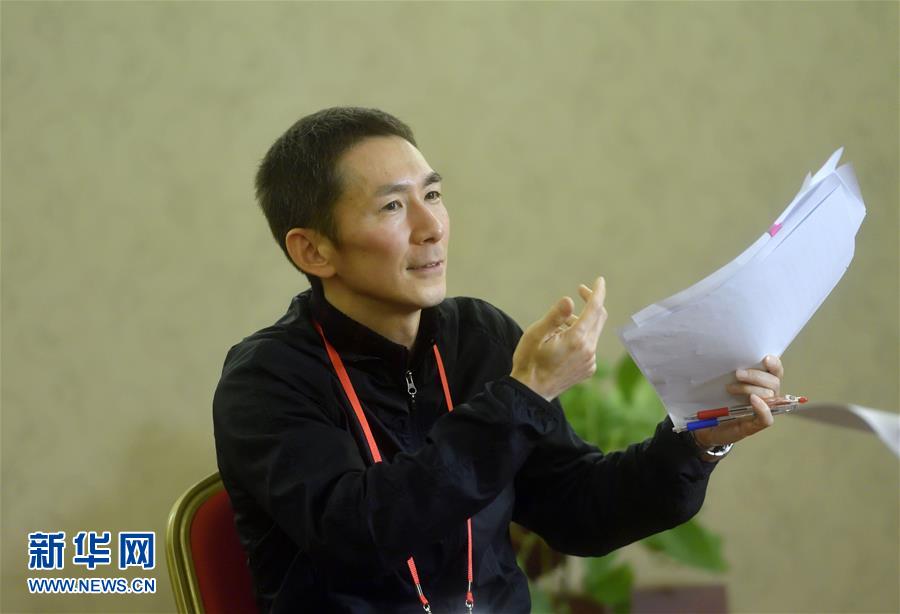（圖文互動）（8）中國發(fā)展進入新時代——9名外籍語言專家眼中的十九大報告