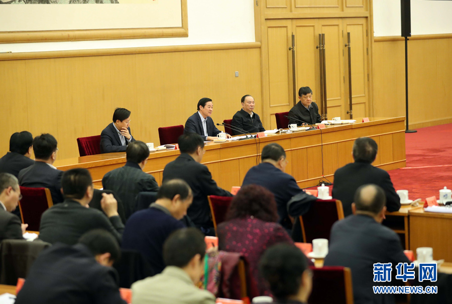 3月23日，治國理政論壇“‘四個全面’戰(zhàn)略布局系列理論研討會”首場研討會在北京召開，中共中央政治局委員、中央書記處書記、中宣部部長劉奇葆出席會議并講話。新華社記者 劉衛(wèi)兵 攝
