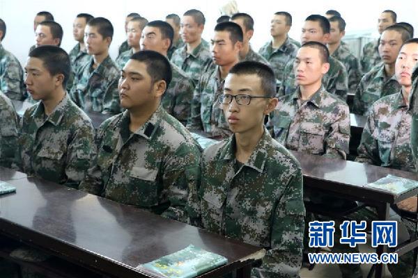（十九大時光·圖文互動）（1）青春，在夢想的引領下飛揚——來自基層蹲點現(xiàn)場的報道