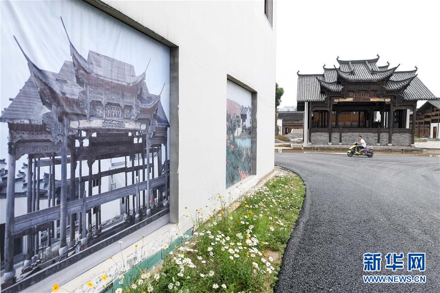 （新華全媒頭條·搶救古民居·圖文互動）（5）當古民居遇上城鎮(zhèn)化，如何留住鄉(xiāng)愁？