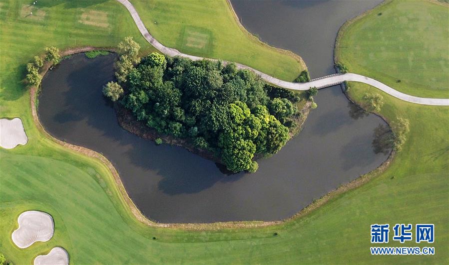 (大江奔流——來自長江經(jīng)濟(jì)帶的報(bào)道·新華全媒頭條·圖文互動(dòng))(2)打造經(jīng)濟(jì)高質(zhì)量發(fā)展的強(qiáng)勁引擎——深入推動(dòng)長江經(jīng)濟(jì)帶發(fā)展述評(píng)