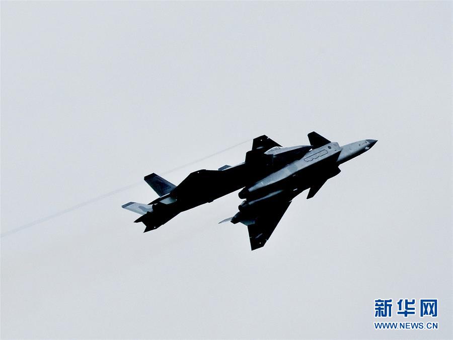（圖文互動）“殲-20，你不要飛得那么快……”