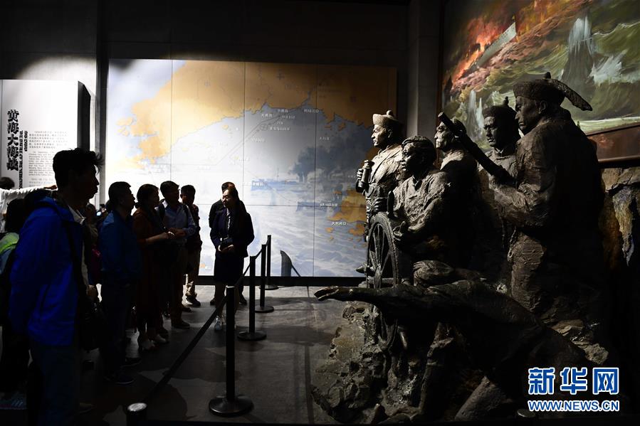 (新華全媒頭條·圖文互動(dòng))(5)劉公島的見(jiàn)證