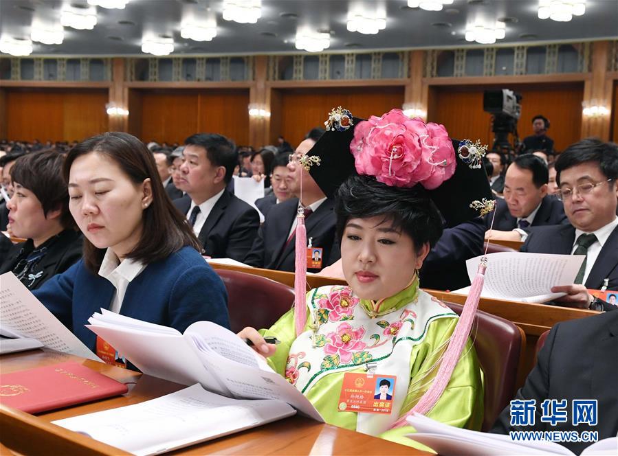 （兩會·基層代表履職故事）（1）全國人大代表孫艷玲：做好非遺事業(yè)，讓古老技藝活起來