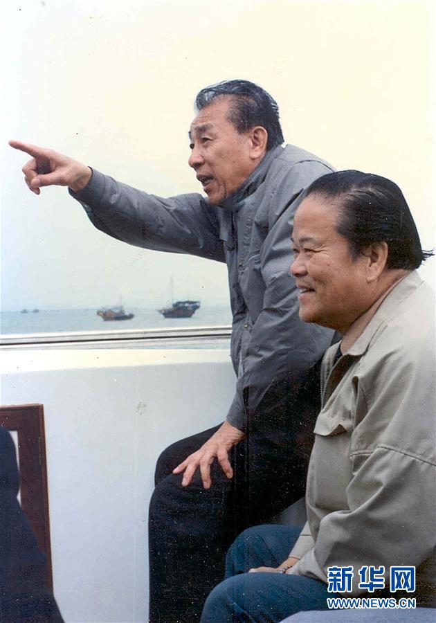 (改革先鋒風(fēng)采·圖文互動)(2)袁庚:改革開放試驗田“蛇口模式”的探索創(chuàng)立者