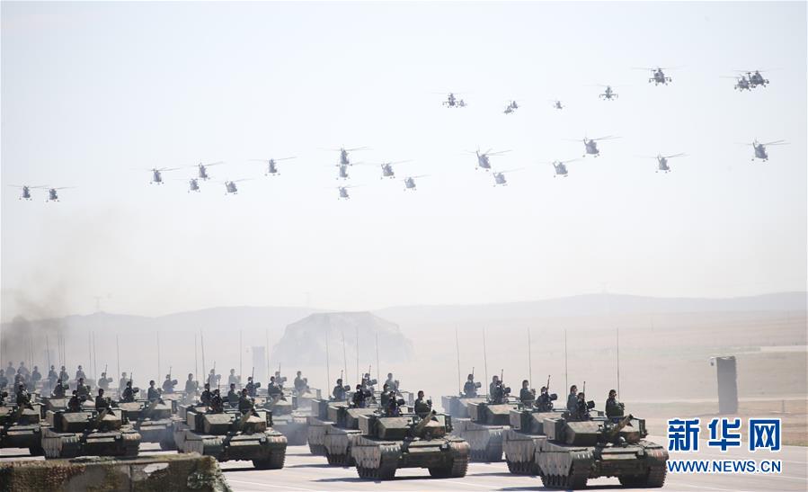 （新華全媒頭條·強(qiáng)軍思想引領(lǐng)新征程·圖文互動(dòng)）（6）那一刻，我們光榮接受檢閱