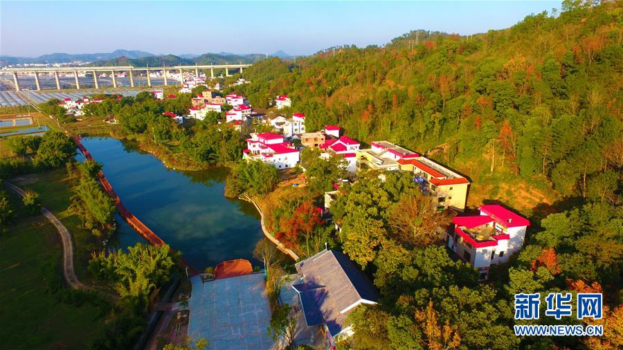 (兩會前夕看落實(shí)·圖文互動)(9)奮力脫貧攻堅(jiān) 生態(tài)追“清”逐“綠”——江西落實(shí)習(xí)近平總書記全國兩會重要講話精神紀(jì)實(shí)