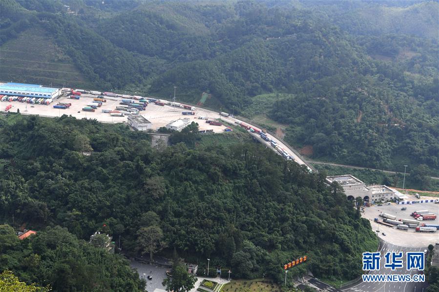 (兩會(huì)前夕看落實(shí)·圖文互動(dòng))(4)開(kāi)放合作走活發(fā)展“新棋局”--廣西落實(shí)習(xí)近平總書(shū)記全國(guó)兩會(huì)重要講話(huà)精神紀(jì)實(shí)