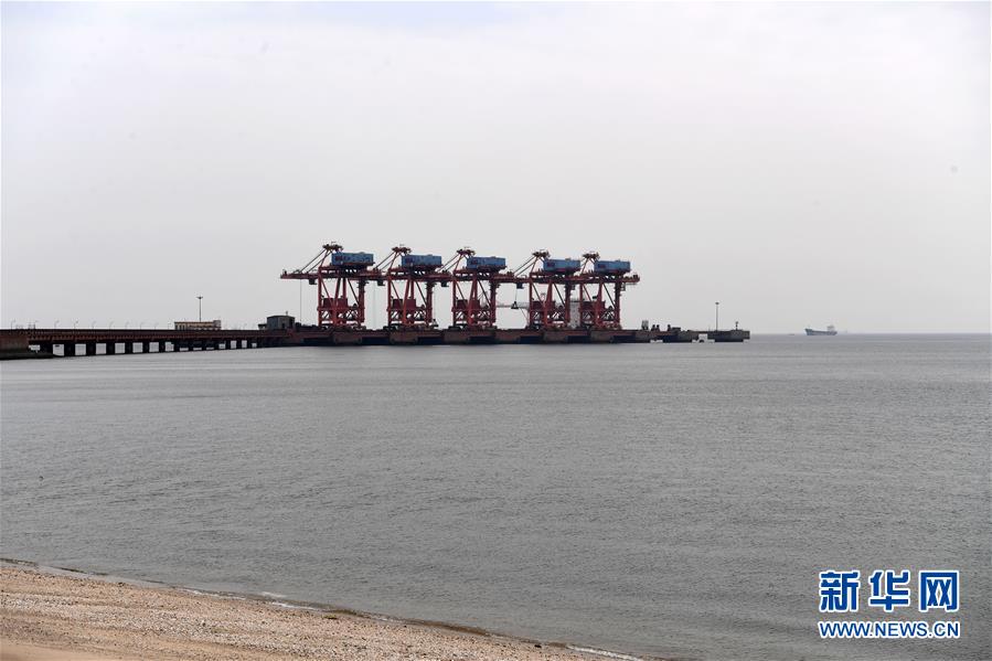 (兩會(huì)前夕看落實(shí)·圖文互動(dòng))(6)開(kāi)放合作走活發(fā)展“新棋局”--廣西落實(shí)習(xí)近平總書(shū)記全國(guó)兩會(huì)重要講話(huà)精神紀(jì)實(shí)