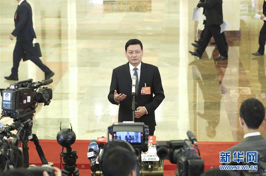 (兩會(huì)·面對(duì)面)(3)采訪部長