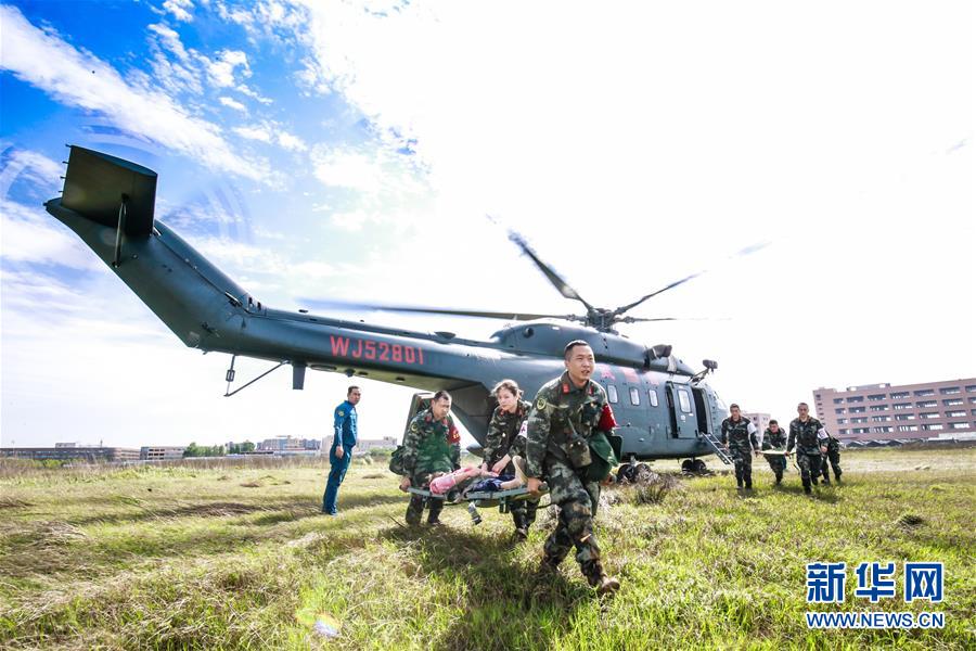 (圖文互動)(3)武警某部組織多種專業(yè)力量合成化搶險救援演練