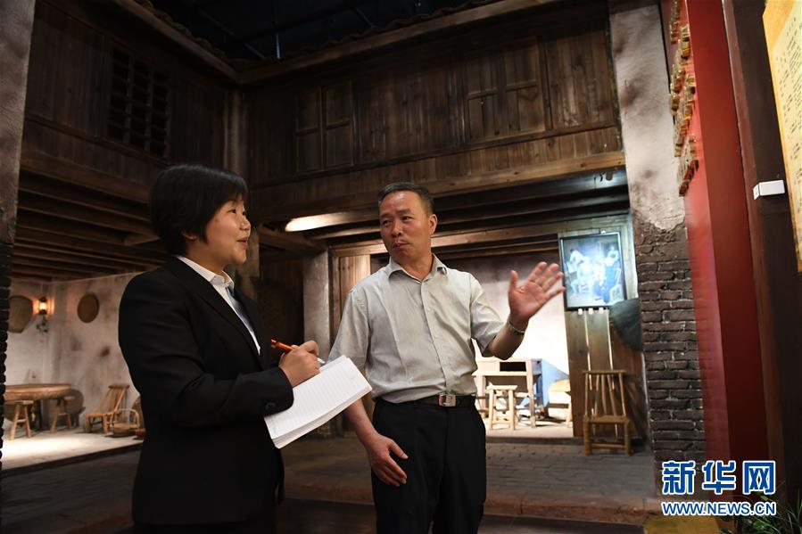 (新華全媒頭條·圖文互動(dòng))(5)奮力走好新時(shí)代的長征路——習(xí)近平總書記考察江西回訪記