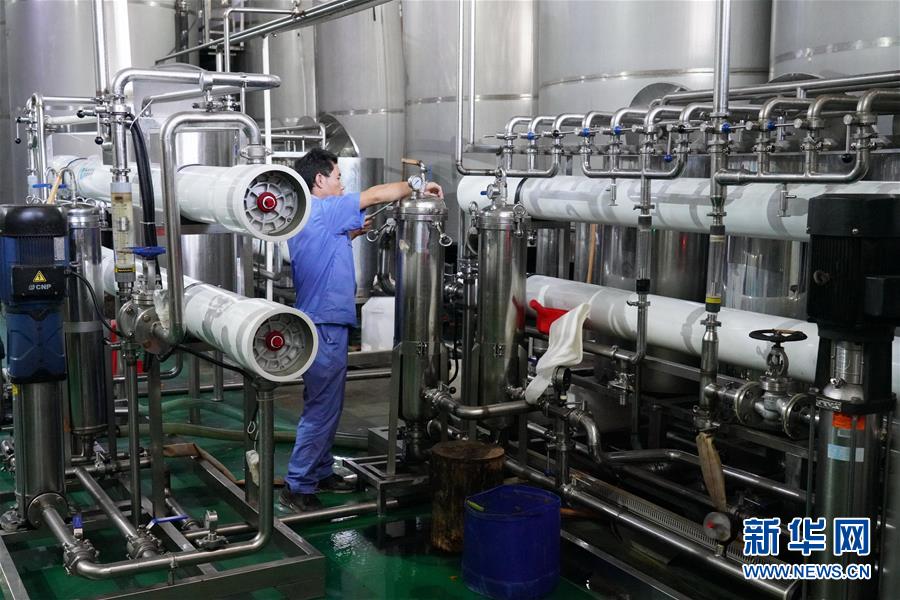 （在習(xí)近平新時代中國特色社會主義思想指引下——新時代新作為新篇章·總書記關(guān)心的百姓身邊事·圖文互動）（1）大污染變身“大寶藏”：治理畜禽糞污，他們這樣干！