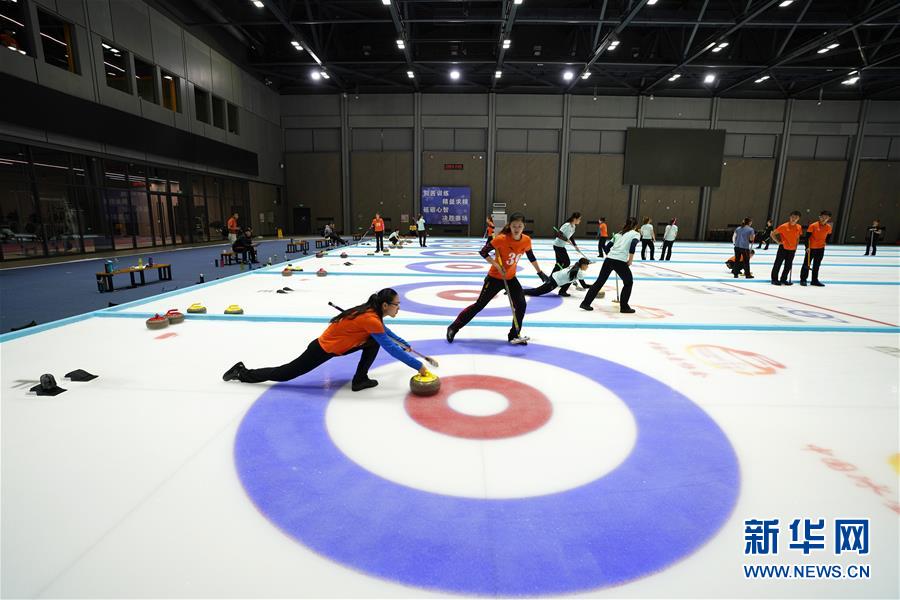 (新華全媒頭條·圖文互動(dòng))(9)百年首鋼 百煉成鋼——從鋼鐵強(qiáng)國“夢(mèng)工廠”到改革轉(zhuǎn)型“排頭兵”