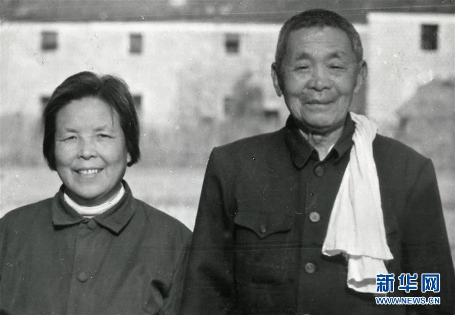 (紅土地“往事新說”·圖文互動(dòng))(3)萬里征途為初心 夫妻接力踐使命