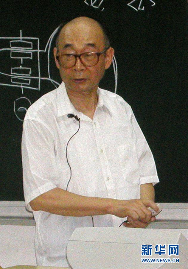（愛國情 奮斗者·圖文互動）（3）永不停轉(zhuǎn)的“陀螺”——追記中國工程院院士、國防科技大學(xué)教授高伯龍
