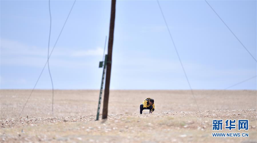 (新華全媒頭條·圖文互動(dòng))(10)確保“中華水塔”碧水東流——中國(guó)三江源生態(tài)保護(hù)報(bào)告