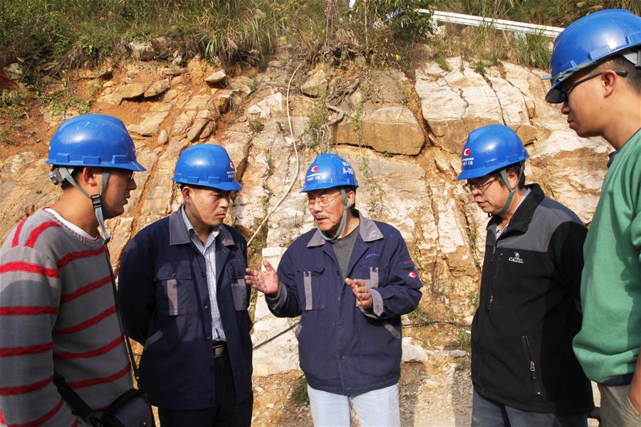 (壯麗70年·奮斗新時(shí)代——共和國榮光·圖文互動(dòng))(3)南仁東:夢(mèng)圓“天眼” 魂歸宇宙