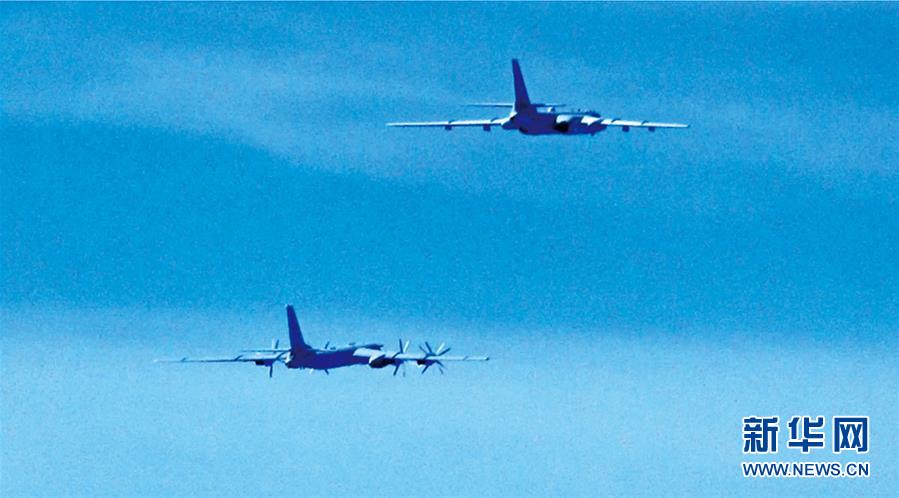 （新華全媒頭條·人民空軍70年·圖文互動(dòng)）（9）陽(yáng)光照耀奮飛的航程——黨中央、中央軍委和習(xí)主席關(guān)心人民空軍建設(shè)發(fā)展紀(jì)實(shí)