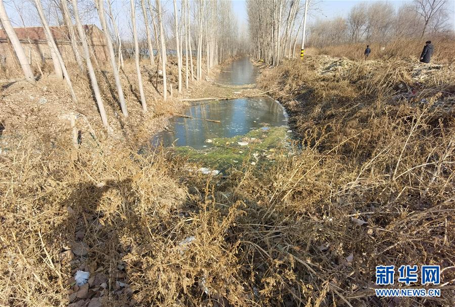 （新華調(diào)查·國務院農(nóng)村人居環(huán)境大檢查·圖文互動）（1）農(nóng)村生活污水何處去？——農(nóng)村污水治理“梗阻”現(xiàn)象調(diào)查