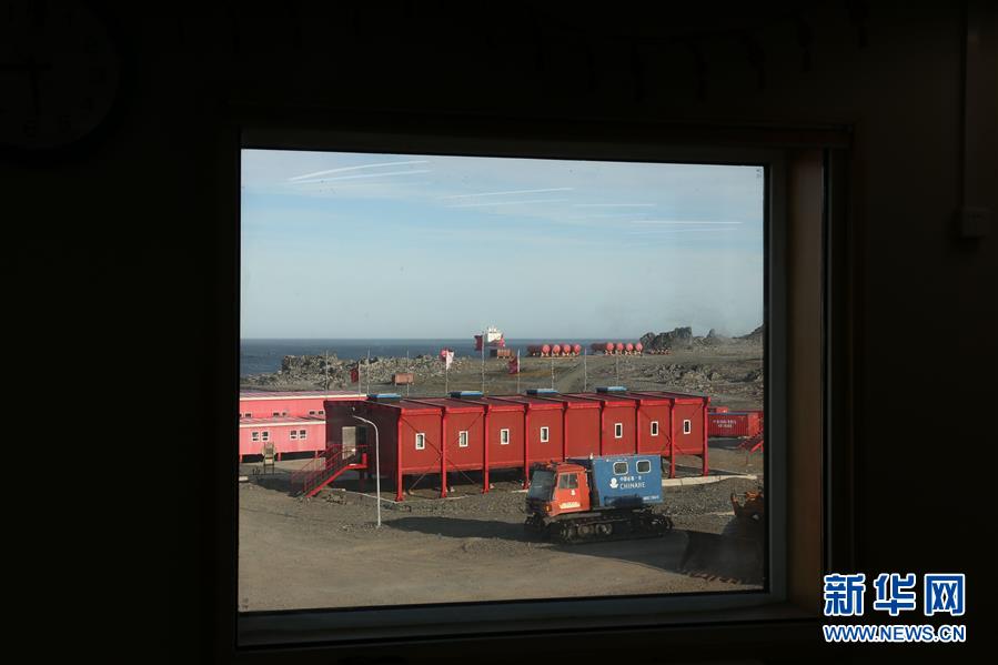 (“雪龍”探南極·圖文互動)(5)記者手記:南極筑“城”記——在長城站讀《中國南極長城站》