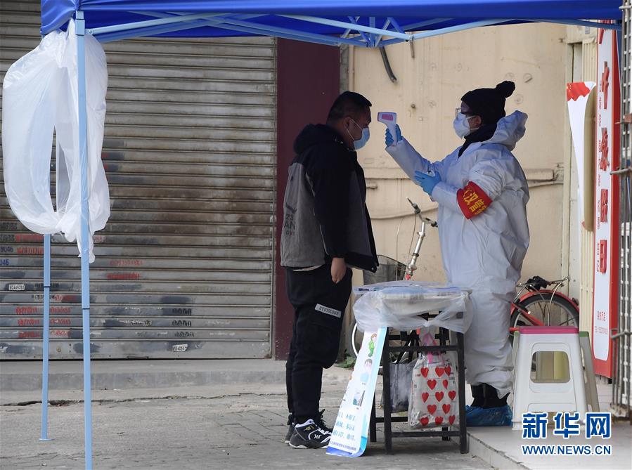 （新華全媒頭條·圖文互動）（1）將戰(zhàn)“疫”進行到底！——寫在武漢疫情防控的關(guān)鍵階段