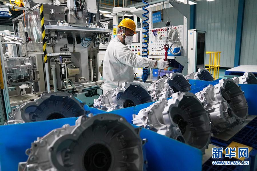 （在習(xí)近平新時(shí)代中國(guó)特色社會(huì)主義思想指引下——新時(shí)代新作為新篇章·習(xí)近平總書記關(guān)切事·圖文互動(dòng)）（5）不放松！——各地努力抓緊抓實(shí)抓細(xì)疫情防控