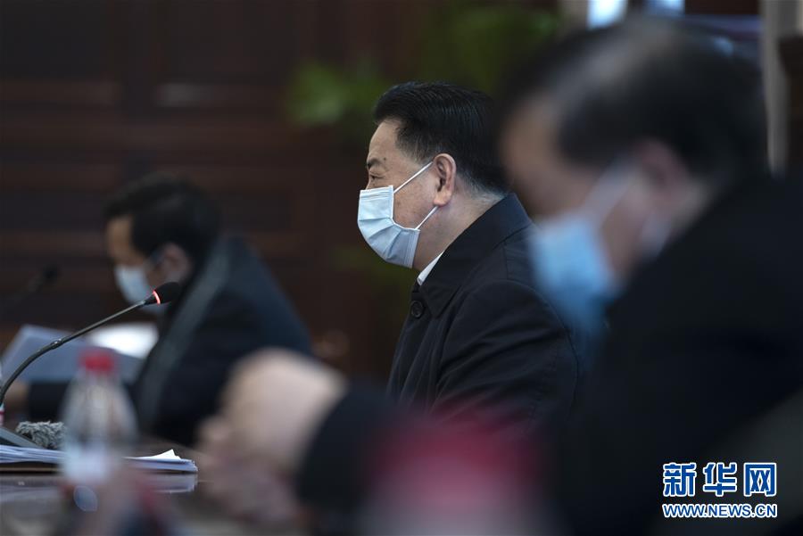 （聚焦疫情防控·圖文互動）（4）急防控所急，沖鋒勇向前——華中科技大學(xué)以科研攻關(guān)推動疫情防控救治觀察