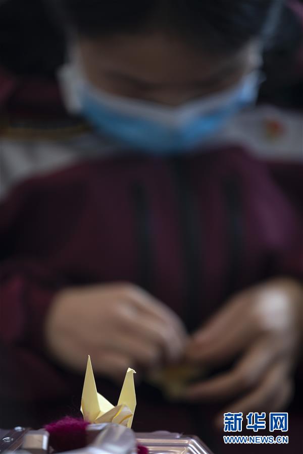 （新華全媒頭條·圖文互動）（10）最美逆行者，武漢永遠記得你！——首批援鄂醫(yī)療隊返程紀實