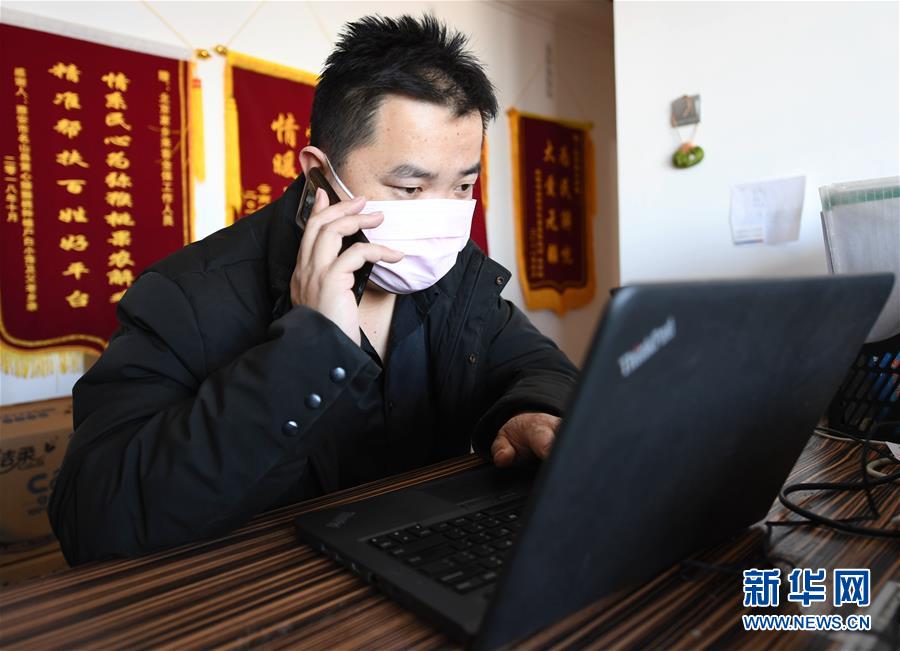 （一線抗疫群英譜·圖文互動）（2）夜襲800公里送菜入鄂，他們用善心寫成“勇敢的路”