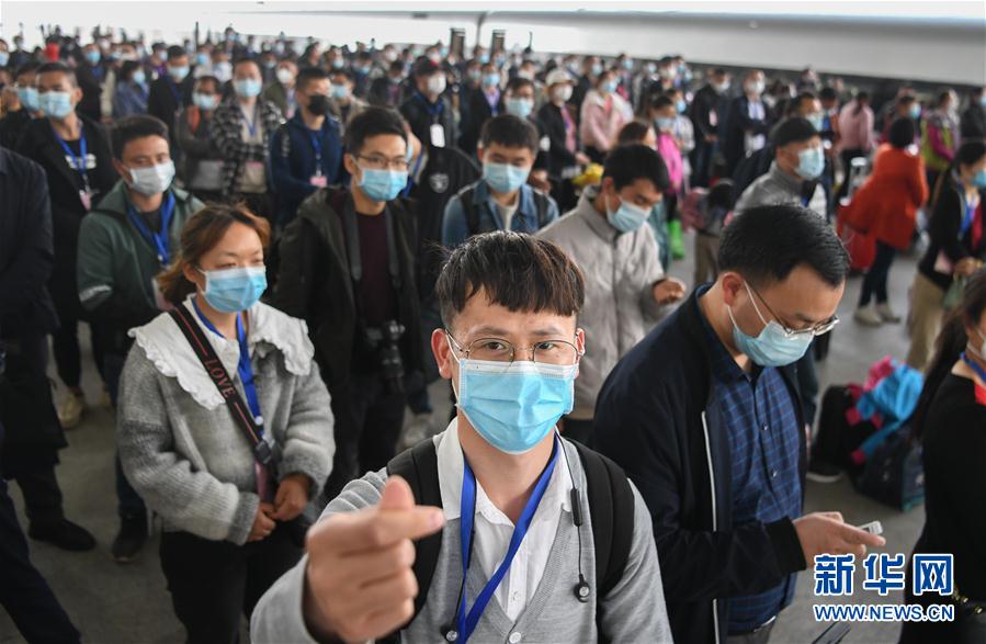 （新華全媒頭條·圖文互動(dòng)）（4）春天，匯聚復(fù)蘇的力量——寫在2020年首季中國(guó)經(jīng)濟(jì)收官之際
