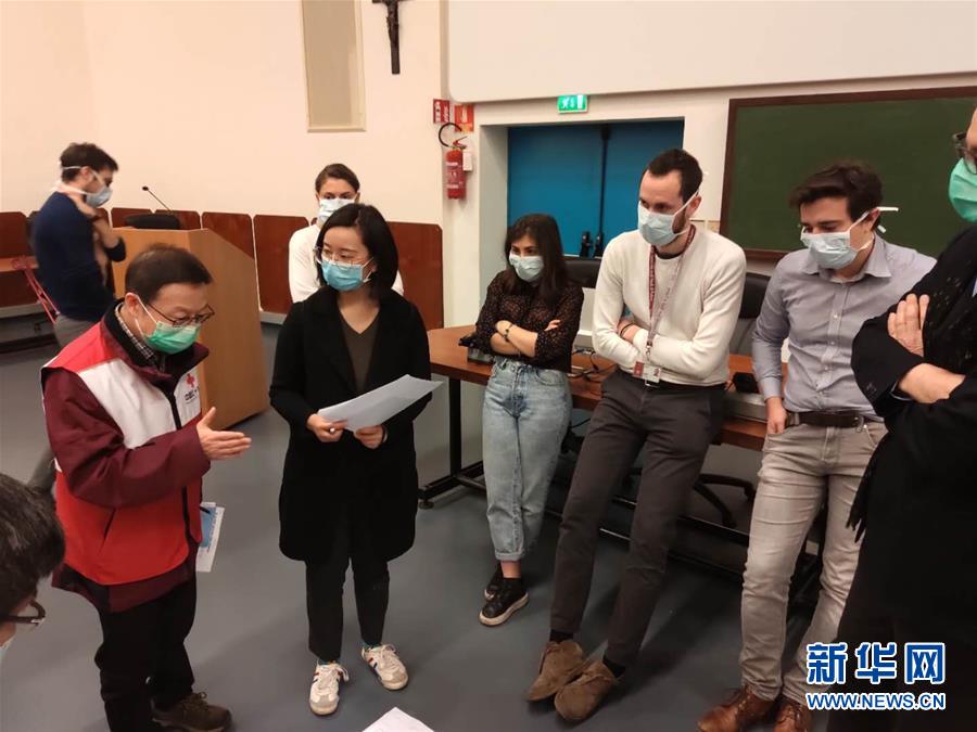 (國(guó)際)(6)世界衛(wèi)生日:向醫(yī)護(hù)人員致敬