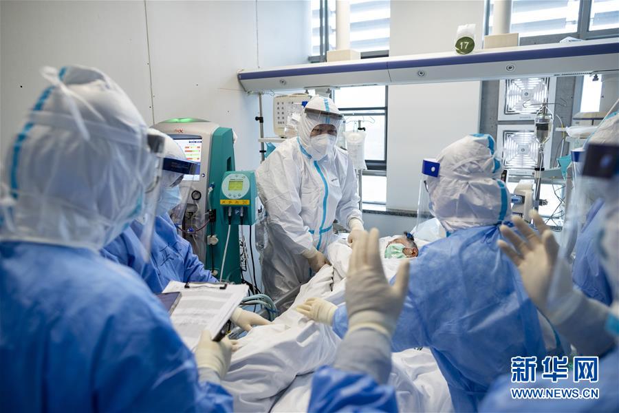 (聚焦疫情防控)(3)湖北重癥危重癥患者首降至兩位數(shù)