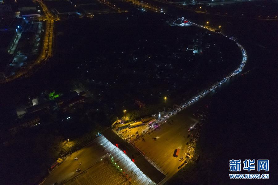 （新華全媒頭條·圖文互動）（14）上下同心，守望相助——中國抗疫眾志成城的生動實踐