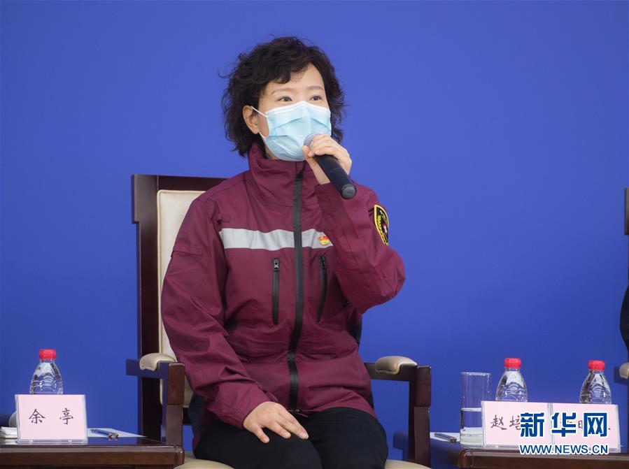 （聚焦疫情防控·圖文互動）（5）分秒必爭！一切為了治病救人——中國抗疫生命至上的生動實踐
