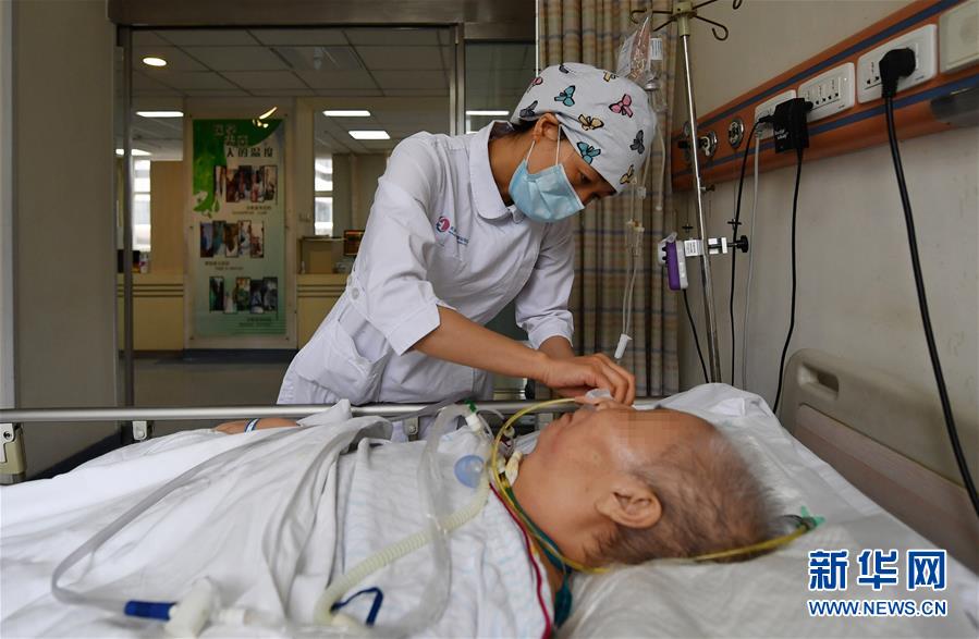 (圖文互動(dòng))(3)平凡因奉獻(xiàn)而出彩——天津一位護(hù)士長的武漢戰(zhàn)“疫”記憶