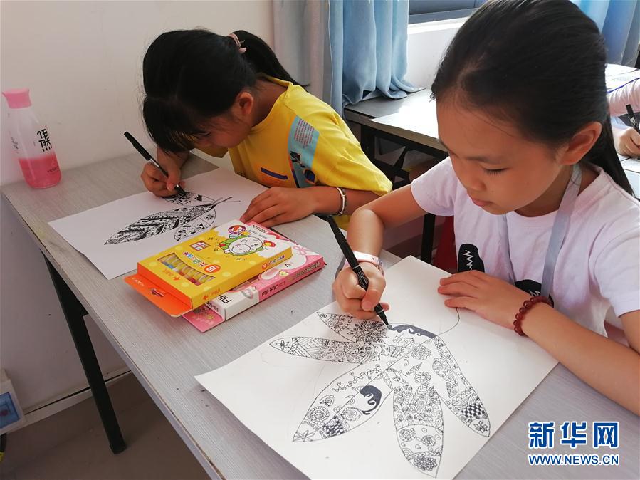 （特別的暑期生活·圖文互動）（1）她們的愿望，在這個假期實現(xiàn)——廣西隆安易地扶貧搬遷安置區(qū)暑期見聞