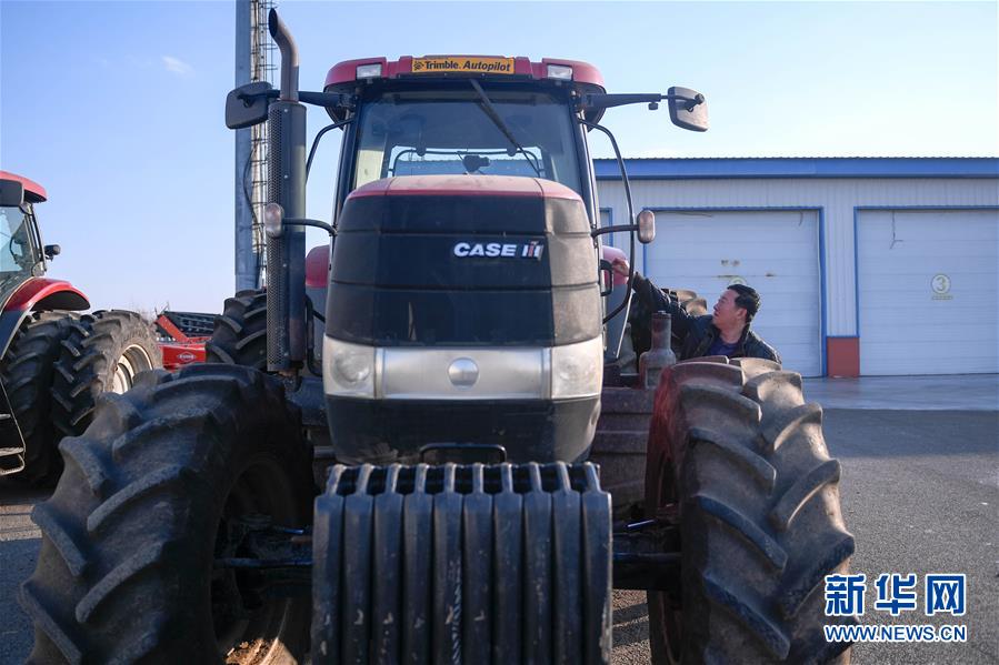 （在習(xí)近平新時代中國特色社會主義思想指引下——新時代新作為新篇章·習(xí)近平總書記關(guān)切事·圖文互動）（4）為黑土加“油”——“耕地中的大熊貓”，我們這樣保護