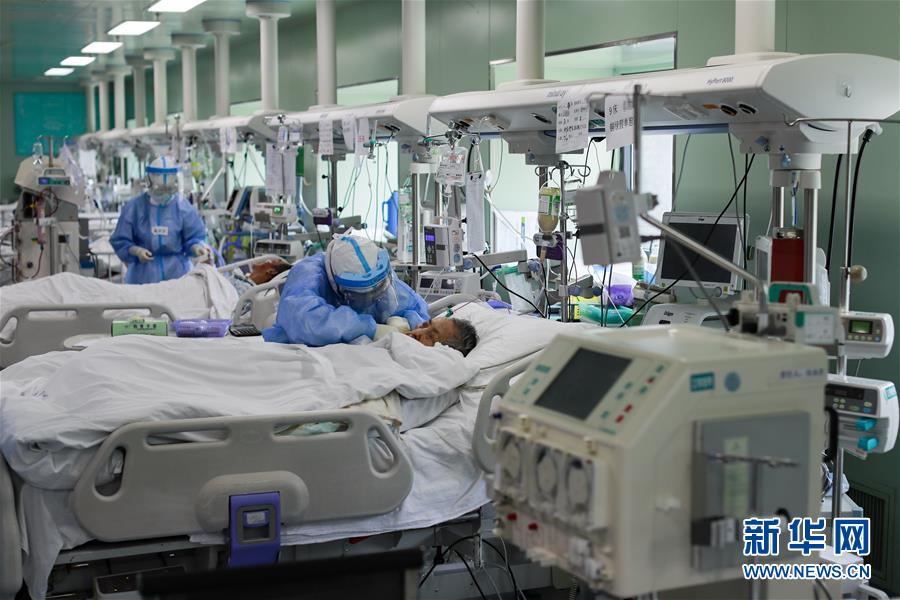 (新華全媒頭條·圖文互動(dòng))(13)同舟共濟(jì)戰(zhàn)“疫”記——中國抗擊新冠肺炎疫情全紀(jì)實(shí)