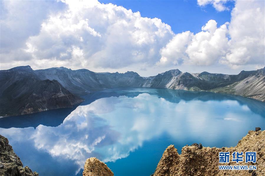 （新華全媒頭條·走向我們的小康生活·圖文互動）（9）黑土地上是我家——在吉林，一瞥中國東北鄉(xiāng)村美麗未來