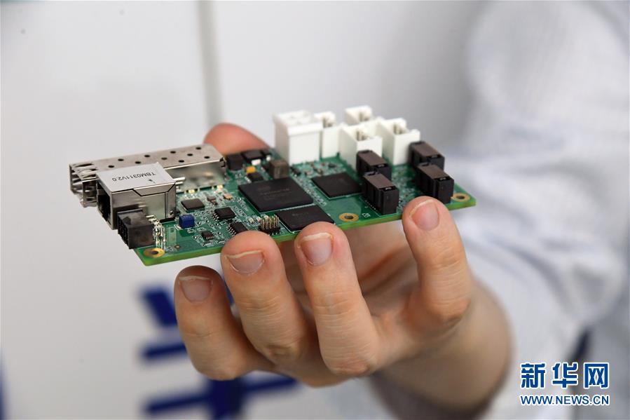 (新華全媒頭條·圖文互動(dòng))(2)逆勢(shì)增長(zhǎng)5.9%的背后——中關(guān)村創(chuàng)新地標(biāo)里蘊(yùn)藏的發(fā)展密碼