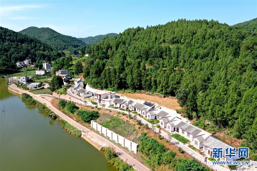 （決戰(zhàn)決勝脫貧攻堅(jiān)·圖文互動(dòng)）（1）“堵槍眼”的脫貧戰(zhàn)怎么打？——繼光村見(jiàn)聞